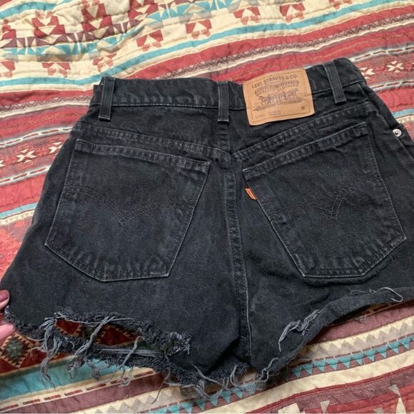 Vintage orange tab Levi’s Black Distressed Denim Shorts size 27 - Picture 6 of 6